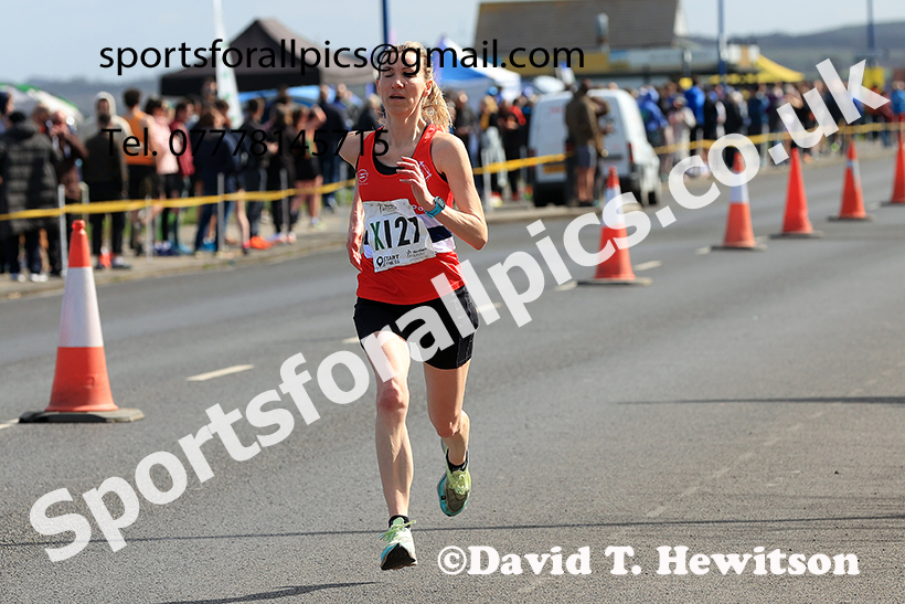 Senior womens Northern 6 Stage Road Relay, 2025 Northern 12 and 6 Stage Road Relays and Junior 5k, Redcar. Photo: David T. Hewitson/Sports for All Pics